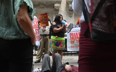 Strike in New York: “We do not want you to continue investing in the destruction of the Earth”